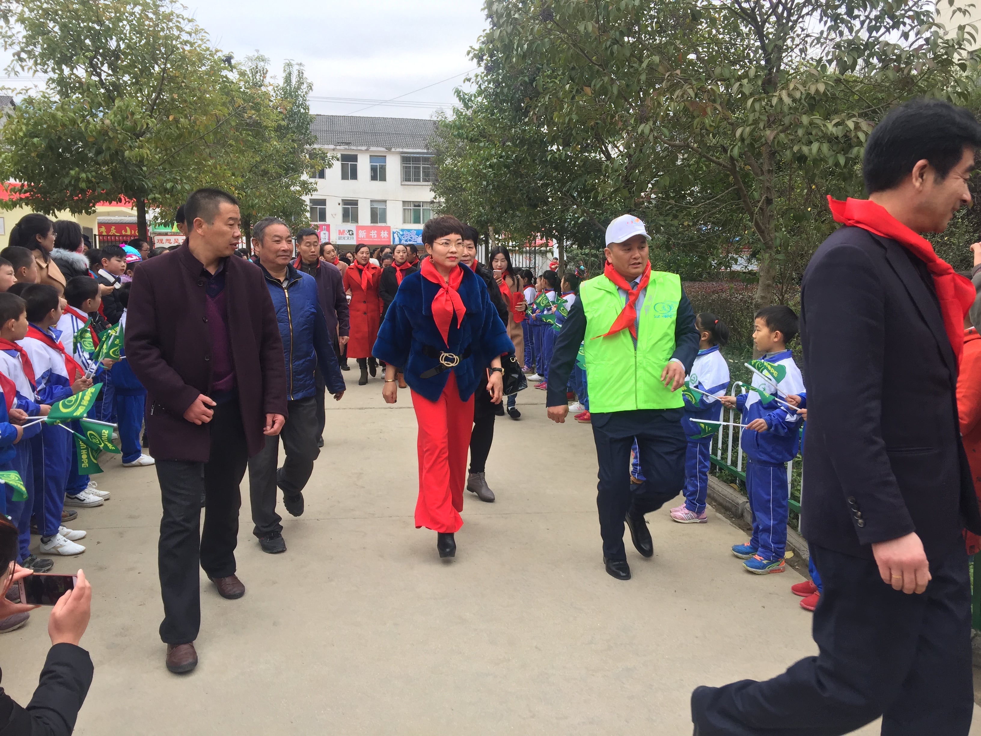 第132所 安庆市岳西县菖蒲米兰体育-米兰(中国)官网
程解勤小学